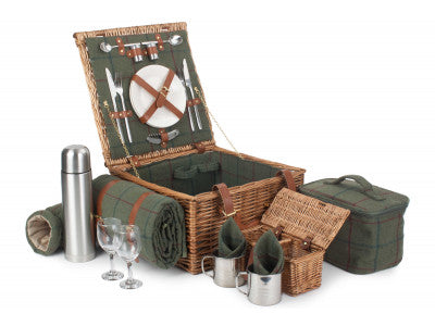 DELUXE GREEN TWEED 2 PERSON HAMPER